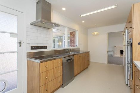 Photo of property in 2 Saratoga Avenue, Herne Bay, Auckland, 1011