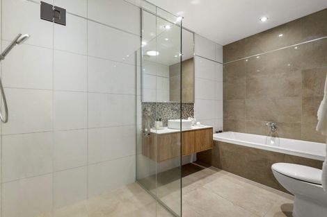 Photo of property in 48a Sunny Brae Crescent, Westmere, Auckland, 1022