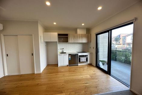 Photo of property in 1/2 Mahalo Avenue, Wiri, Auckland, 2104