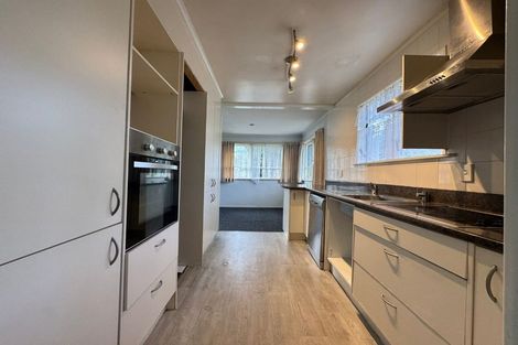 Photo of property in 27 Halver Road, Hillpark, Auckland, 2102