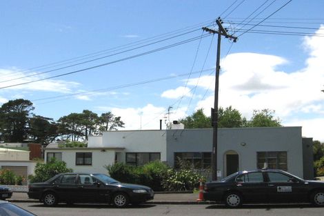 Photo of property in 489 Point Chevalier Road, Point Chevalier, Auckland, 1022