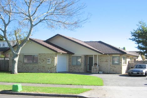 Photo of property in 23 Montilla Place, Manurewa, Auckland, 2102