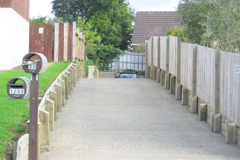 Photo of property in 32 Kentigern Close, Pakuranga, Auckland, 2010