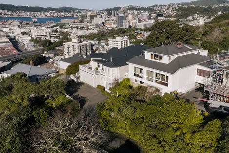 Photo of property in 19 Grosvenor Terrace, Wadestown, Wellington, 6012