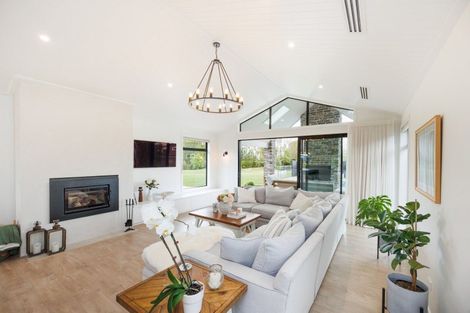 Photo of property in 72 Hartwell Drive, Kelvin Grove, Palmerston North, 4470