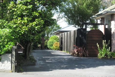 Photo of property in 2/28 Woodbury Street, Avonhead, Christchurch, 8042