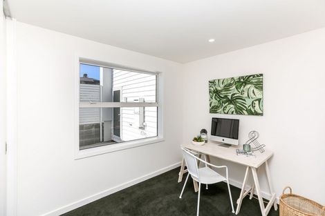 Photo of property in 54 Ainslee Street, Highlands Park, New Plymouth, 4312