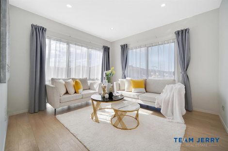 Photo of property in 76 Donegal Park Drive, Flat Bush, Auckland, 2019