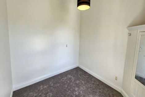 Photo of property in 8 Cutfield Road, New Plymouth, 4310