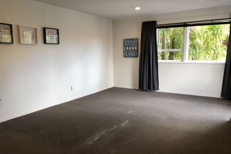 Photo of property in 43 Richards Avenue, Forrest Hill, Auckland, 0620
