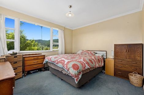 Photo of property in 12 Wyndham Road, Pinehaven, Upper Hutt, 5019