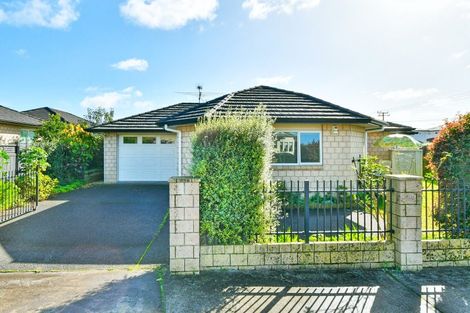 Photo of property in 73 West Street, Pukekohe, 2120