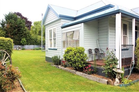 Photo of property in 24 Davie Street, Temuka, 7920