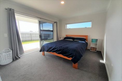 Photo of property in 124 Rangiora Crescent, Matarangi, Whitianga, 3592
