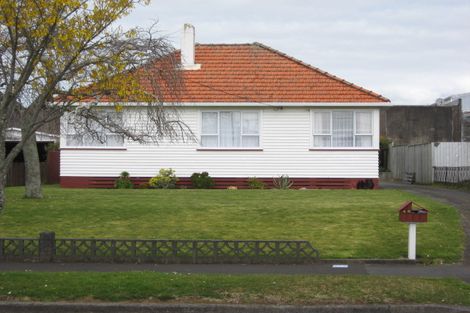 Photo of property in 46 Drake Street, Vogeltown, New Plymouth, 4310