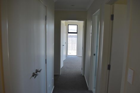 Photo of property in 3 Hereford Drive, Carterton, 5713