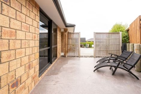 Photo of property in 8 Ashbourne Lane, Dinsdale, Hamilton, 3204