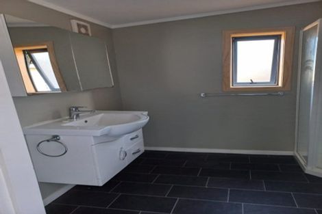 Photo of property in 74 Portal Street, Durie Hill, Whanganui, 4500