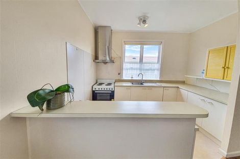 Photo of property in 3/14 Bolton Street, Blockhouse Bay, Auckland, 0600