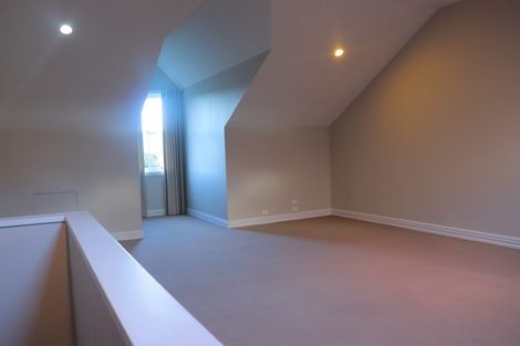 Photo of property in 10 Leneford Drive, East Tamaki, Auckland, 2013