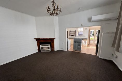 Photo of property in 19 Holloway Road, Aro Valley, Wellington, 6021