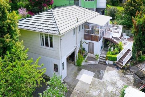 Photo of property in 26 Crystal Avenue, Glendene, Auckland, 0602