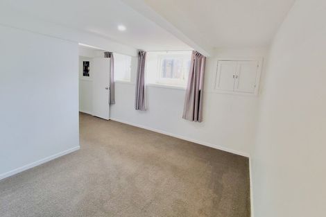 Photo of property in 8 Pasteur Place, New Windsor, Auckland, 0600