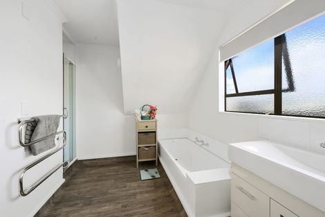 Photo of property in 15 Haumoana Street, Koutu, Rotorua, 3010