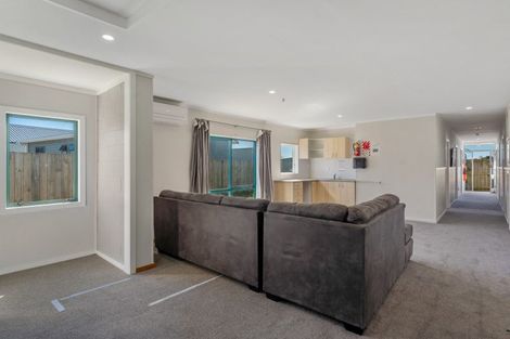 Photo of property in 44 Te Iwiheke Place, Turangi, 3334