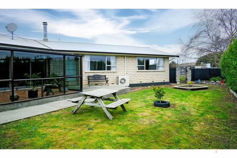 Photo of property in 39 Queen Street, Pareora, 7912