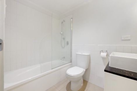 Photo of property in Algarve Apartments, 211/332 Maunganui Road, Mount Maunganui, 3116