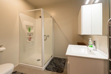 Photo of property in 15a Onslow Road, Khandallah, Wellington, 6035