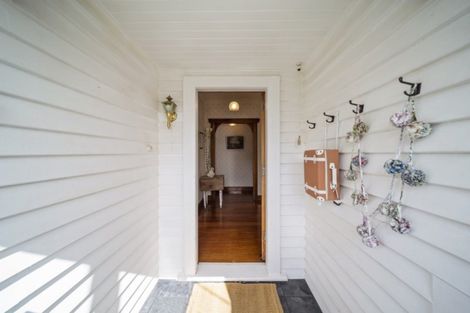 Photo of property in 20 Cameron Street, New Plymouth, 4310