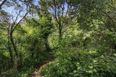 Photo of property in 8 Castle Crescent, Stokes Valley, Lower Hutt, 5019