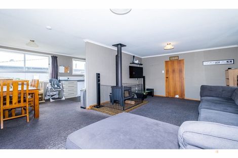 Photo of property in 24 Paul Street, Waimate, 7924