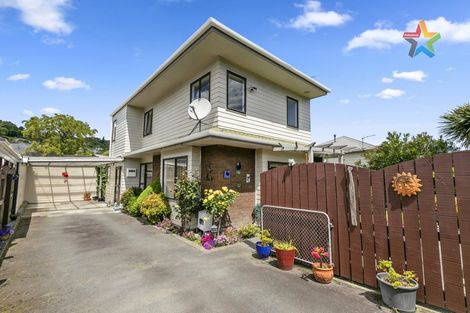Photo of property in 366b Waiwhetu Road, Fairfield, Lower Hutt, 5011