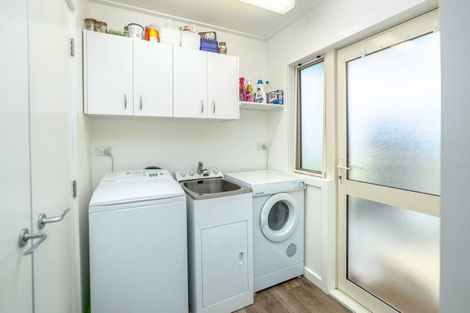 Photo of property in 4 Orchard Road, Greytown, 5712