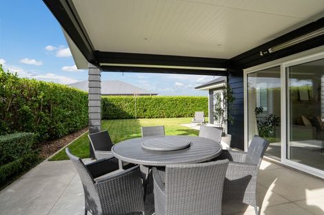 Photo of property in 50 Jarrett Terrace, Leamington, Cambridge, 3432