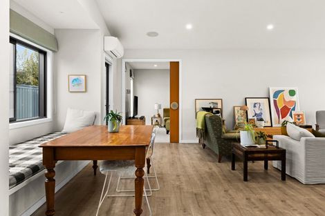 Photo of property in 2 Willowbrook Place, Clive, 4102