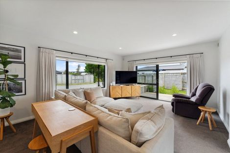 Photo of property in 8 Ernest Kemp Rise, Wharewaka, Taupo, 3330