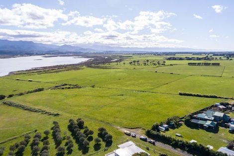 Photo of property in 97 Lake Ferry Road, Lake Ferry, Featherston, 5772