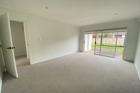 Photo of property in 1/36 Sandiacre Way, Browns Bay, Auckland, 0630