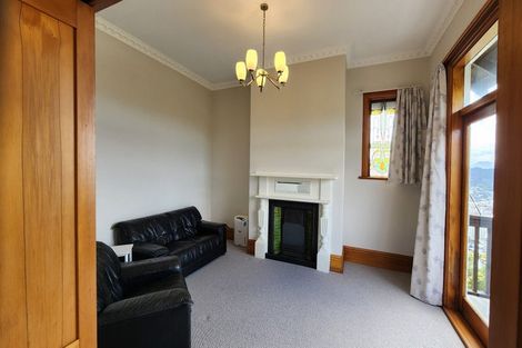 Photo of property in 94 Kelburn Parade, Kelburn, Wellington, 6012