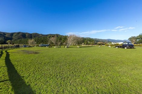 Photo of property in 147 Upper Fitzherbert Road, Wainuiomata, 5373