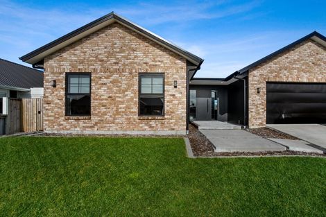 Photo of property in 10 Saint Thomas Avenue, Pyes Pa, Tauranga, 3112