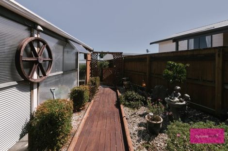 Photo of property in 7 Lydia Place, Kelvin Grove, Palmerston North, 4414