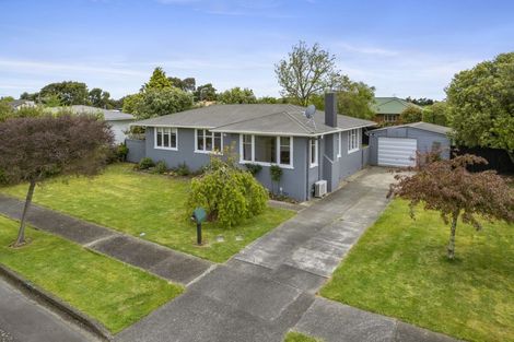 Photo of property in 6 Oriana Place, Highbury, Palmerston North, 4412