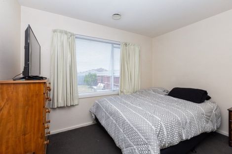 Photo of property in 25 Dunstan Crescent, Hornby, Christchurch, 8042