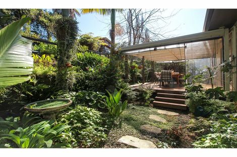 Photo of property in 1/964 Beach Road, Torbay, Auckland, 0630