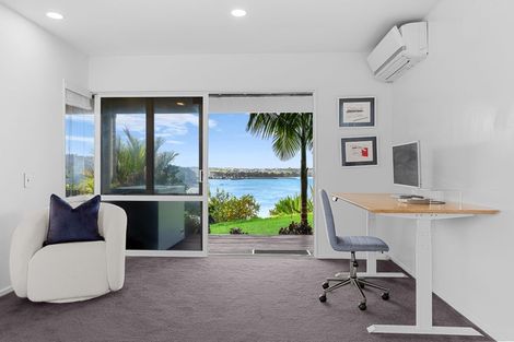 Photo of property in 95 Tiri Road, Tindalls Beach, Whangaparaoa, 0930